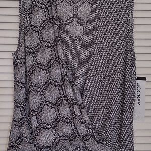 Jockey sleeveless blouse/tank high (front) long in back, chiffon/100% polyester